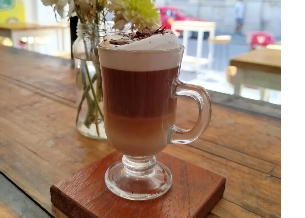 Popular item de Bixi Coffee House: Celtic Cappuccino